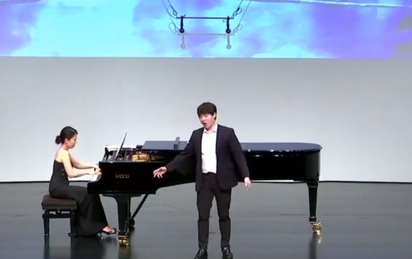 솔로공연 포스터